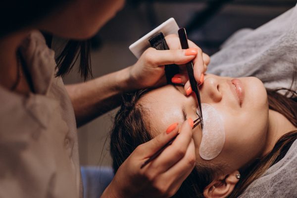 eye-lashes-keratin-procedure-salon